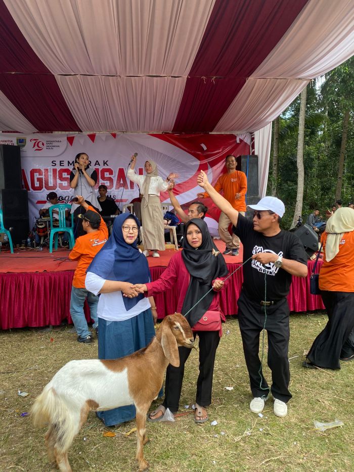 JALAN SEHAT MENJADI PENUTUP RANGKAIN KEGIATAN PERAYAAN HUT RI KE 79 DESA GROGOLPENATUS 02