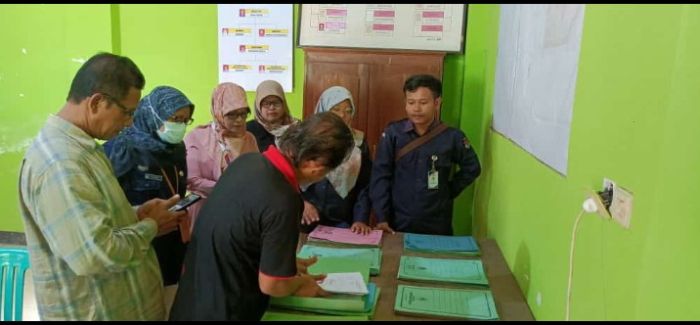 MONITORING PENDAFTARAN KELOMPOK PENYELENGGARA PEMUNGUTAN SUARA (KPPS) OLEH KPU KABUPATEN KEBUMEN