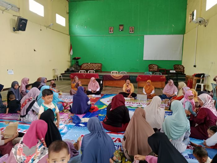 PEDULI TERHADAP TUMBUH KEMBANG ANAK SEJAK USIA BALITA, PEMDES GROGOLPENATUS MELAKUKAN KEGIATAN BINA KELUARGA BALITA ( BKB ) 01