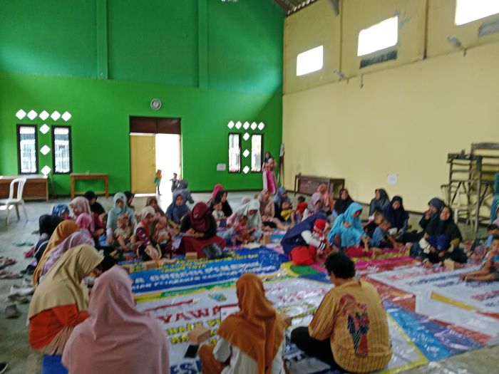 PEDULI TERHADAP TUMBUH KEMBANG ANAK SEJAK USIA BALITA, PEMDES GROGOLPENATUS MELAKUKAN KEGIATAN BINA KELUARGA BALITA ( BKB ) 02