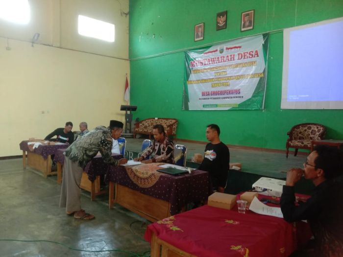 MUSYAWARAH DESA PEMBAHASAN RANCANGAN PERATURAN DESA TENTANG PERUBAHAN ANGGARAN PENDAPATAN DAN BELANJA DESA TAHUN ANGGARAN 2024 02