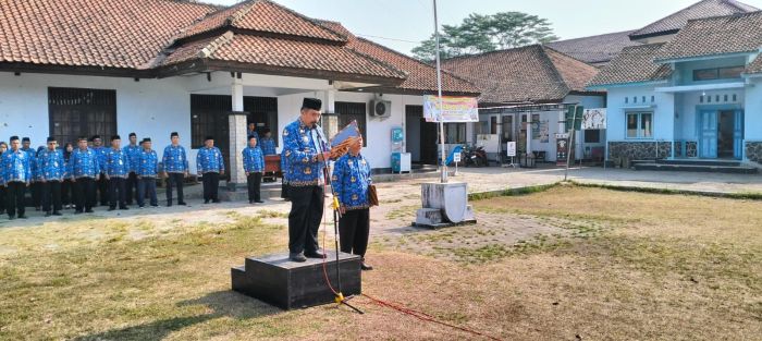 UPACARA BENDERA TANGGAL 17 OKTOBER 2023